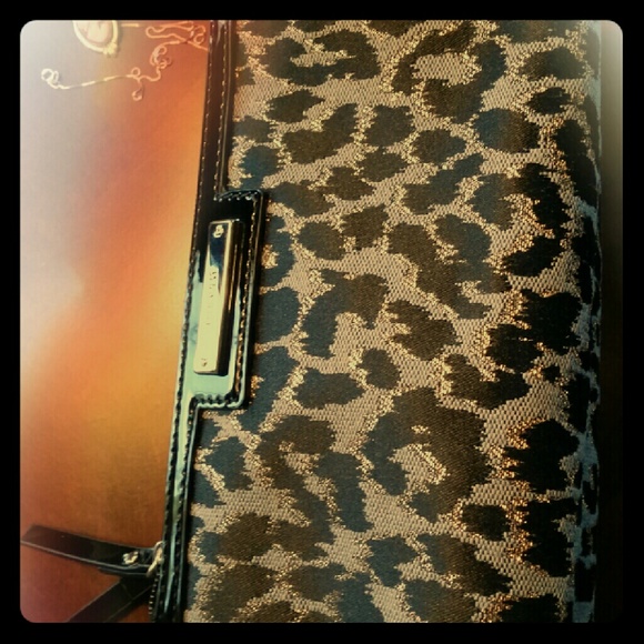 💋💋💋SOLD!!! Traveling make up pouch.