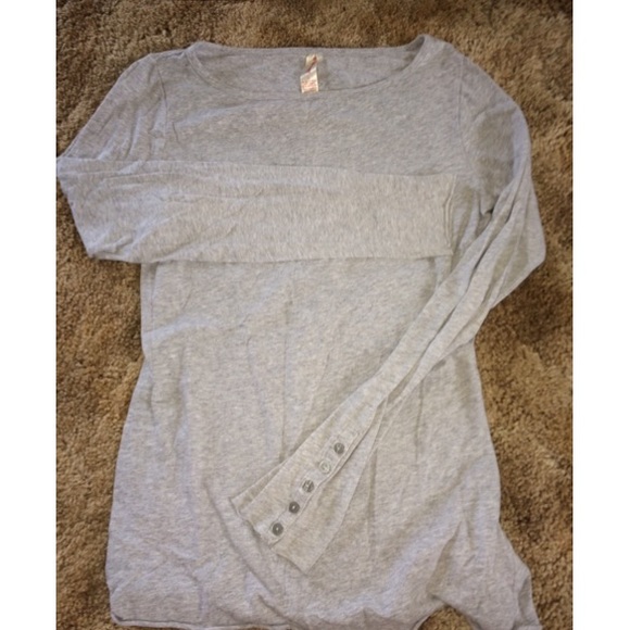 Grey long sleeve