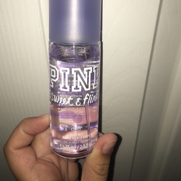 PINK body mist