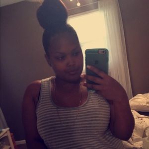 Meet your Posher, Brittany