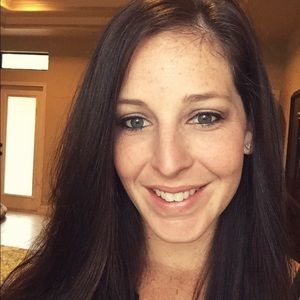 Meet your Posher, Lindsey