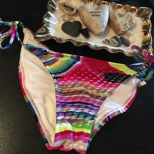 ☀️Scrunch back adjustable bikini bottom