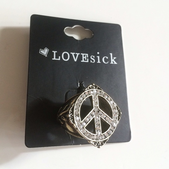 ☮Peace sign ring
