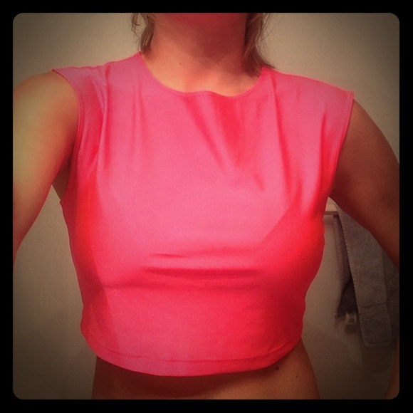 Stretchy hot pink crop top