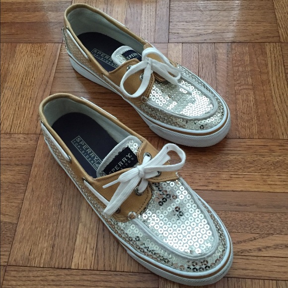 Women's SPERRY's for SALE! - Picture 1 of 4