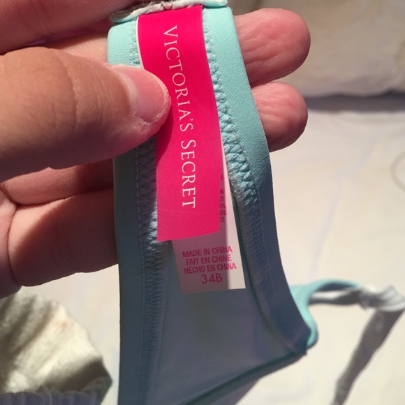 Victoria's Secret swim top - Picture 2 of 2