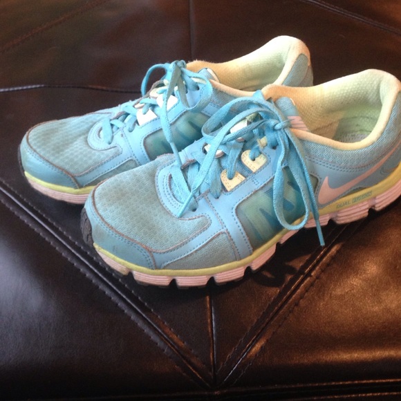 Nike Dual Fusion Running Shoes