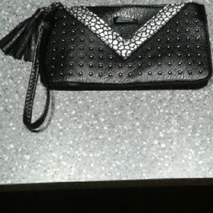 Wristlet