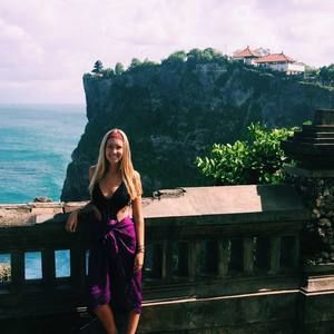 Meet your Posher, Kelly