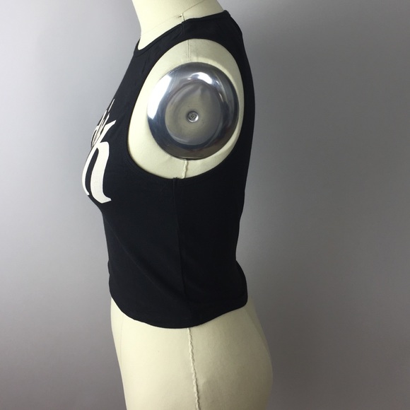 Faith Sleeveless Graphic Crop Top - Picture 4 of 4