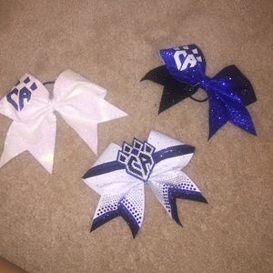 Ca cheer bows
