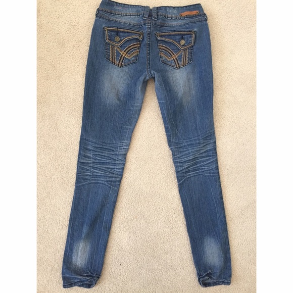 Jeans - Picture 3 of 4