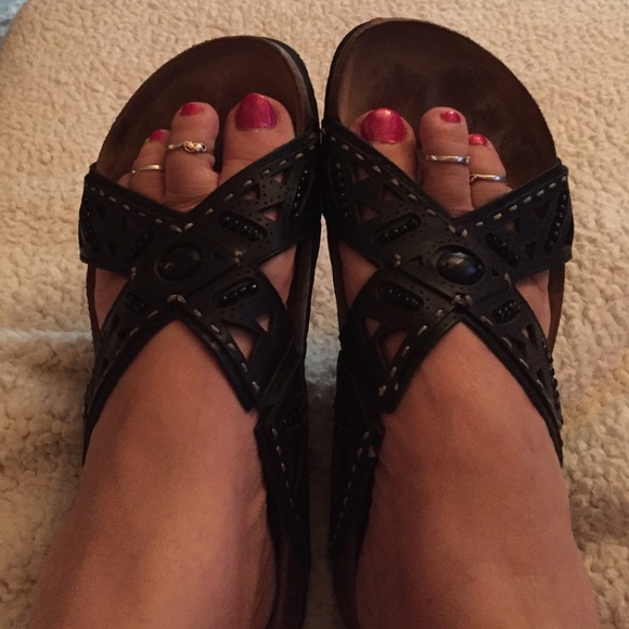 Birkenstock Shoes - 💕Beautiful Grab them!!! size 9 /49 Birkenstocks.