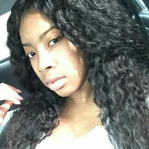 4 PINEAPPLE WAVE BUNDLES/1 SILK-BASE Closure - Picture 4 of 4