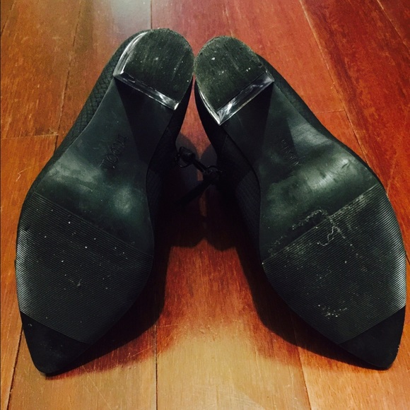 SOLD! Black Lucite Boot | Tildon | - Picture 4 of 4