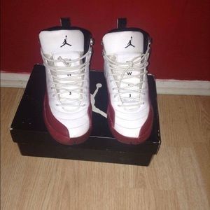 Jordan retro 12 cherry