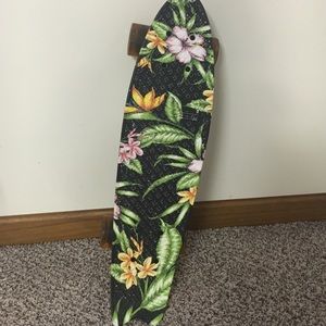 Adorable Hawaiian Print Penny Board