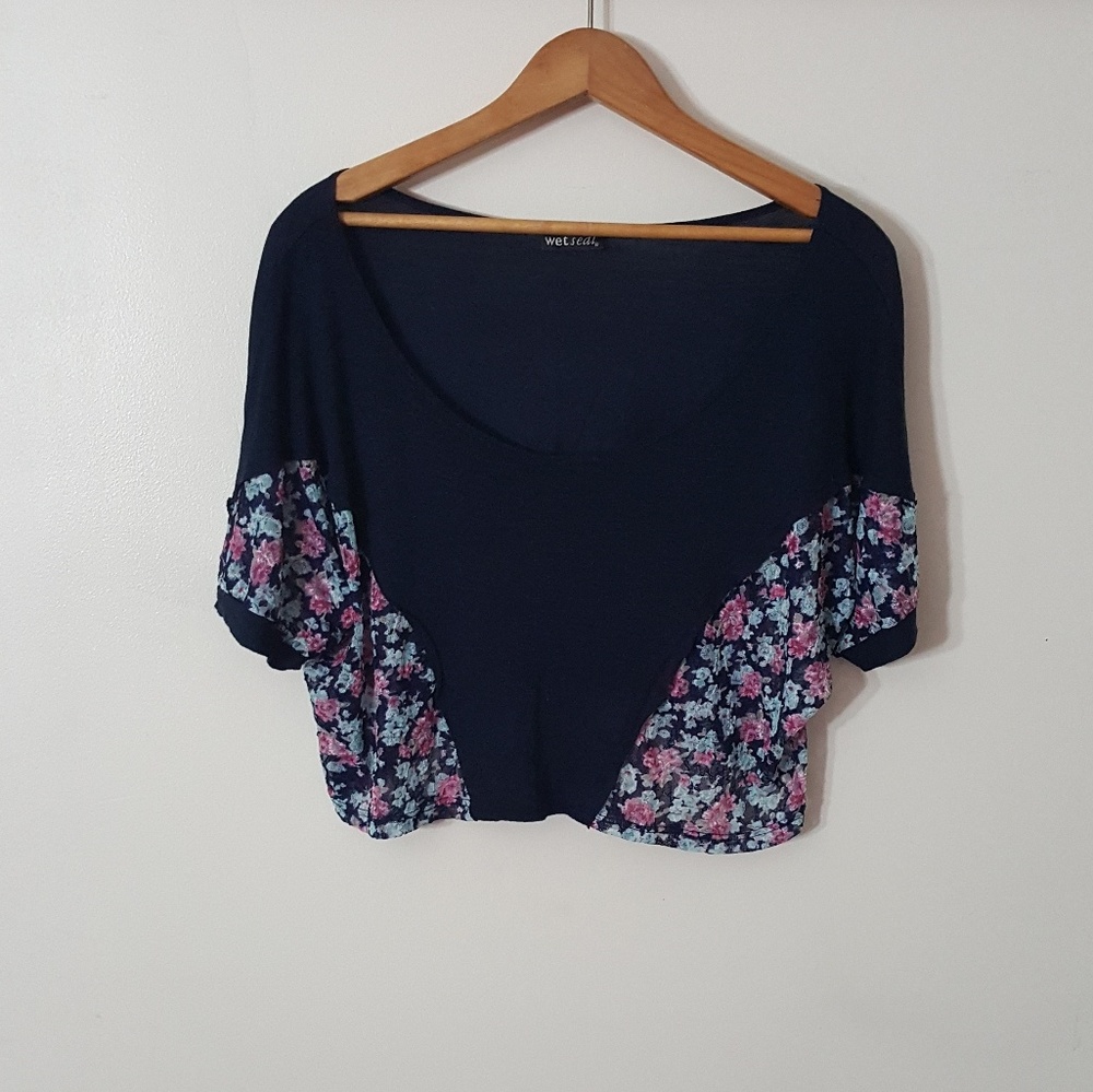 |nwot|・wet seal loose crop tee・