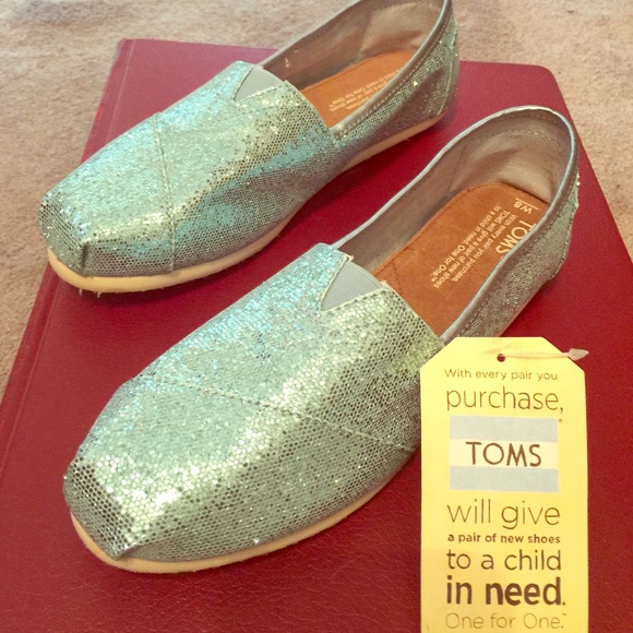 Toms women's shoes