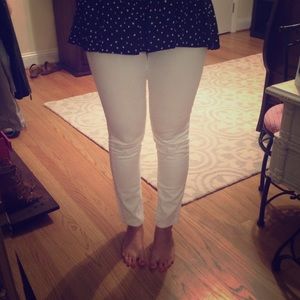 Paige Denim Peg Skinny Jean - White