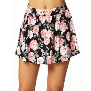 Forever 21 Rose Print Skort