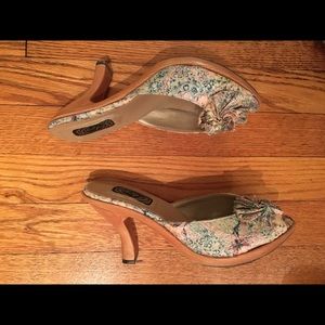 Salpy Shoes - Adorable brocade Salpy mules with wood Salpy Shoes - Adorable brocade Salpy mules with wood