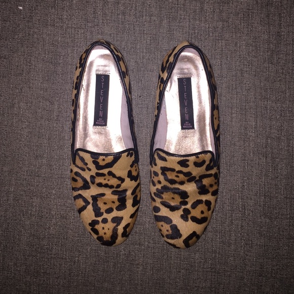 Leopard print flats