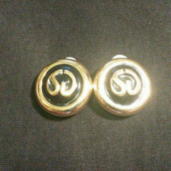 Vintage St John Clip On Earrings - Picture 1 of 1