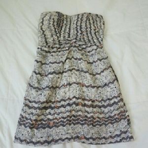 Mini strapless printed dress