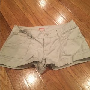 Mossimo Khaki shorts