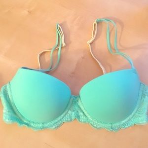 VS PINK Date lace Push-up Bra 32C