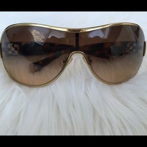 Gold frame Coach sunglasses!