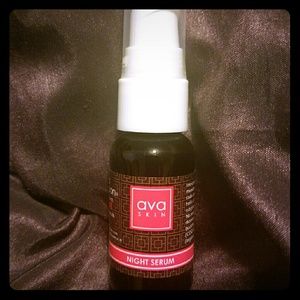 Ava Anderson night serum
