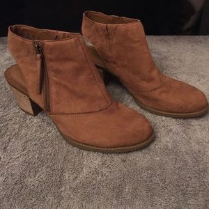 Franco Sarto booties (7.5)