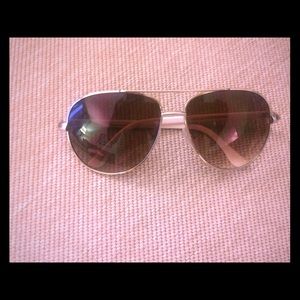 Aviator sunglasses