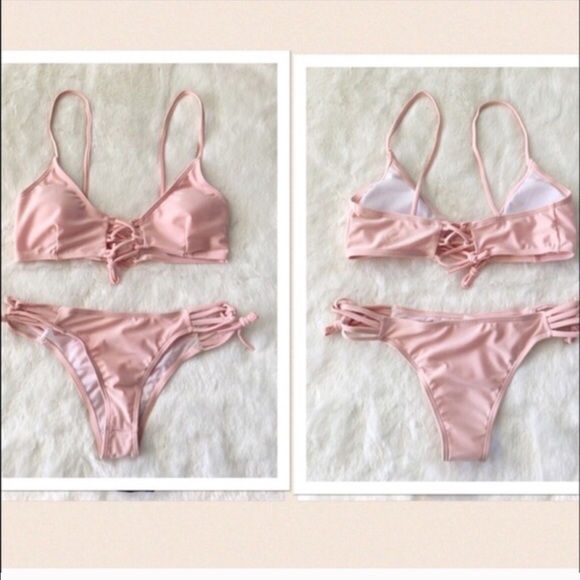 Pink bandage bikini - Picture 2 of 4