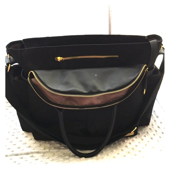 Skip hop Chelsea bag