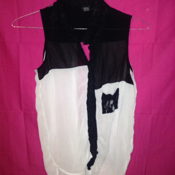 Open back collar blouse