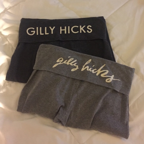Gilly Hicks yoga pants