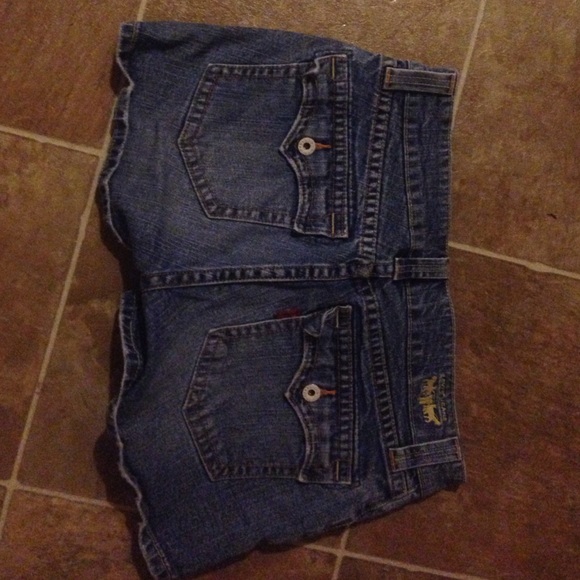 Levi's Denim shorts - Picture 3 of 3