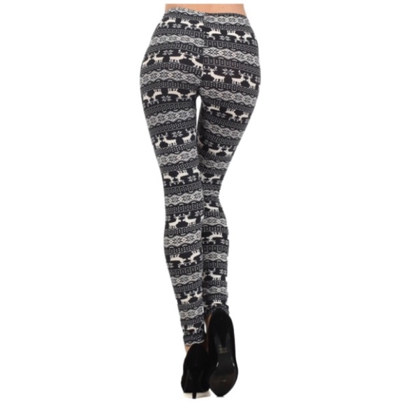Raindear & Snowflake Soft Knit Winter Leggings - Picture 3 of 4