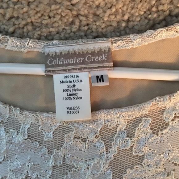Lacy stretch top - Picture 2 of 4