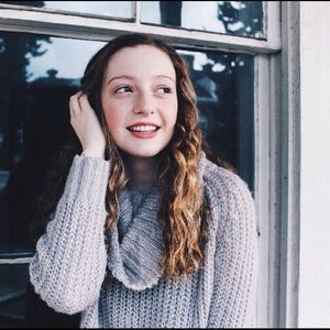 Meet your Posher, Molly