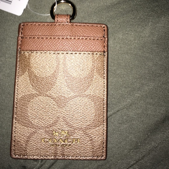 Coach ID case - Picture 2 of 3
