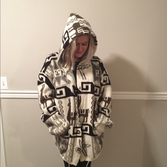 Alpaca Aztec hoodie
