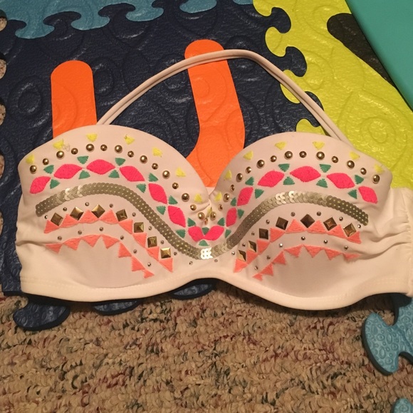 Bathing suit top