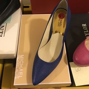 Navy Michael Kors Pumps