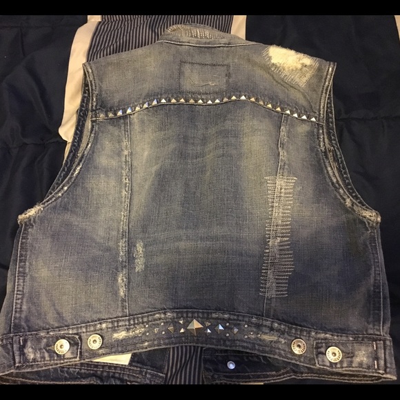 🔸H&M •Studded Jean Vest🔸 - Picture 4 of 4