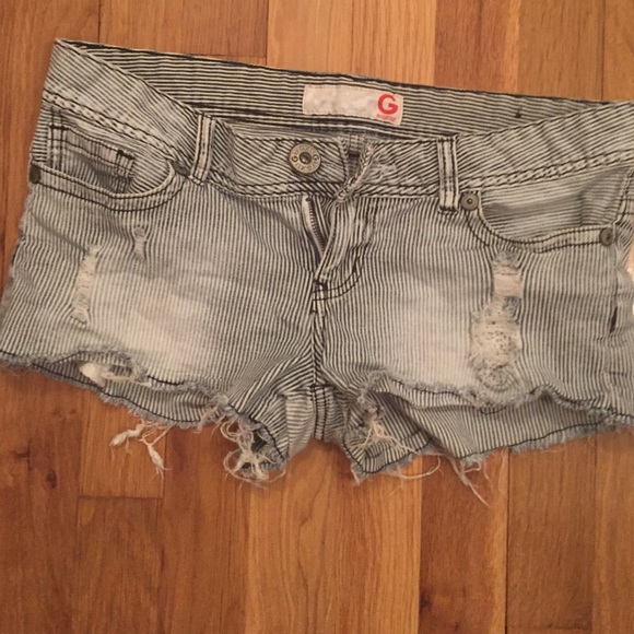 Distressed shorts