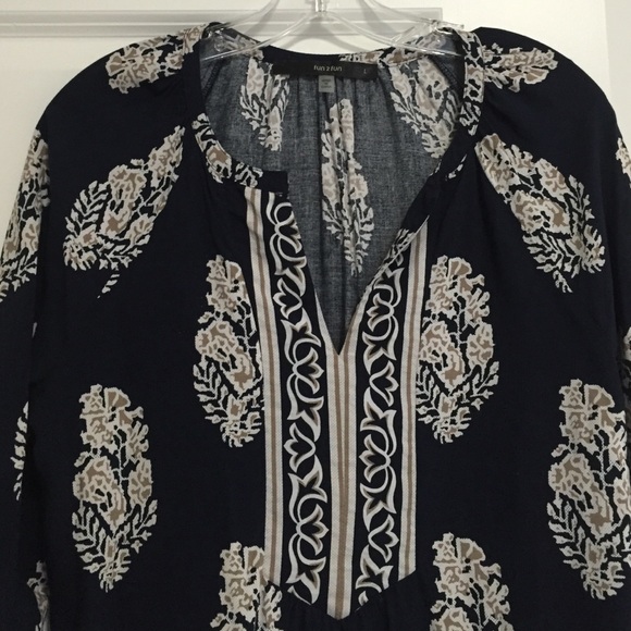 Navy blouse - Picture 2 of 2